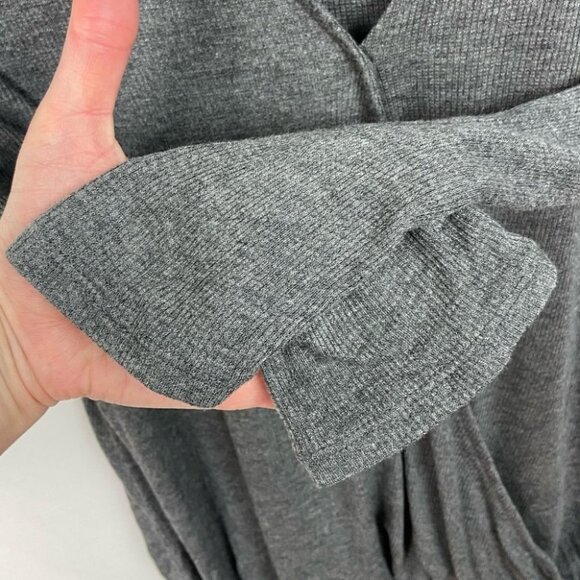 NWT Anthropologie Eri + Ali Faux Wrap Top Grey Size Small New With Tag Boho Knit - Picture 4 of 9